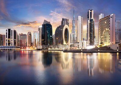 Pourquoi faire des affaires aux Émirats arabes unis avec un V.I.E ? Dubaï, Abu Dhabi…
